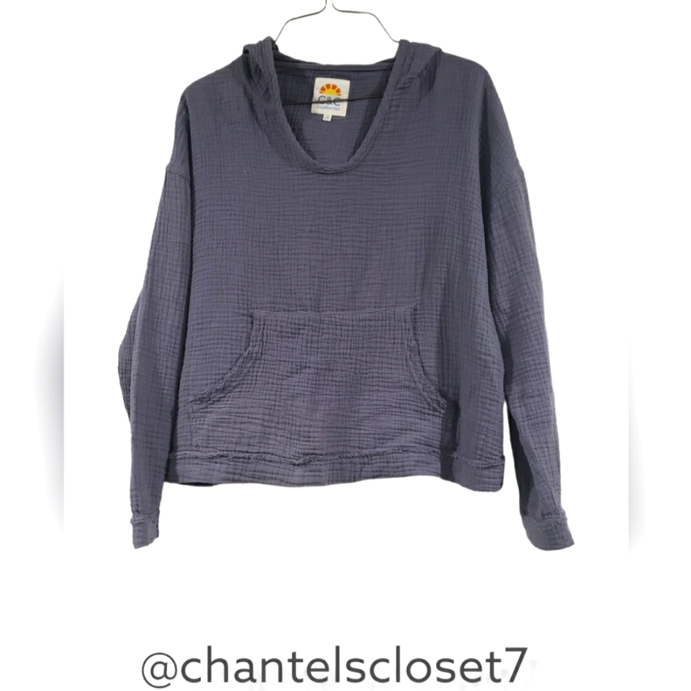 🏷2 For $20!!🏷C&C California Sweater - Light Blue/Grey Color - Medium
